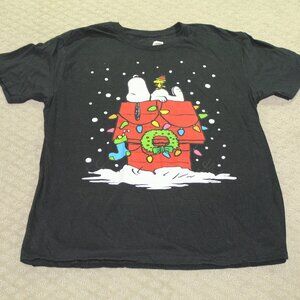 Peanuts Adult Large Snoopy Woodstock Dog House Black Christmas SS T-Shirt